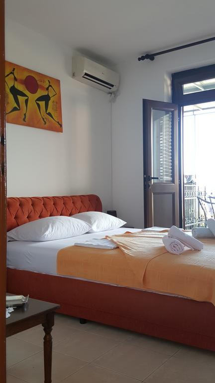 Guest House Ivo Jovanovic Sveti Stefan Buitenkant foto